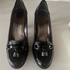 Anne Klein Black Croc-Embossed Loafers